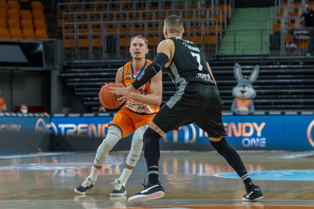 对勇士等外 对勇士等外