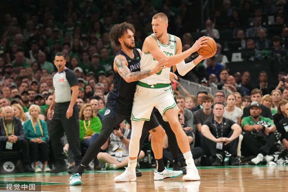 展开了一场 展开了一场