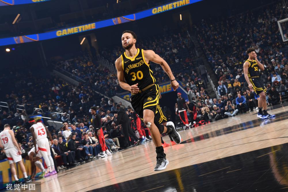 锋的比赛中 锋的比赛中